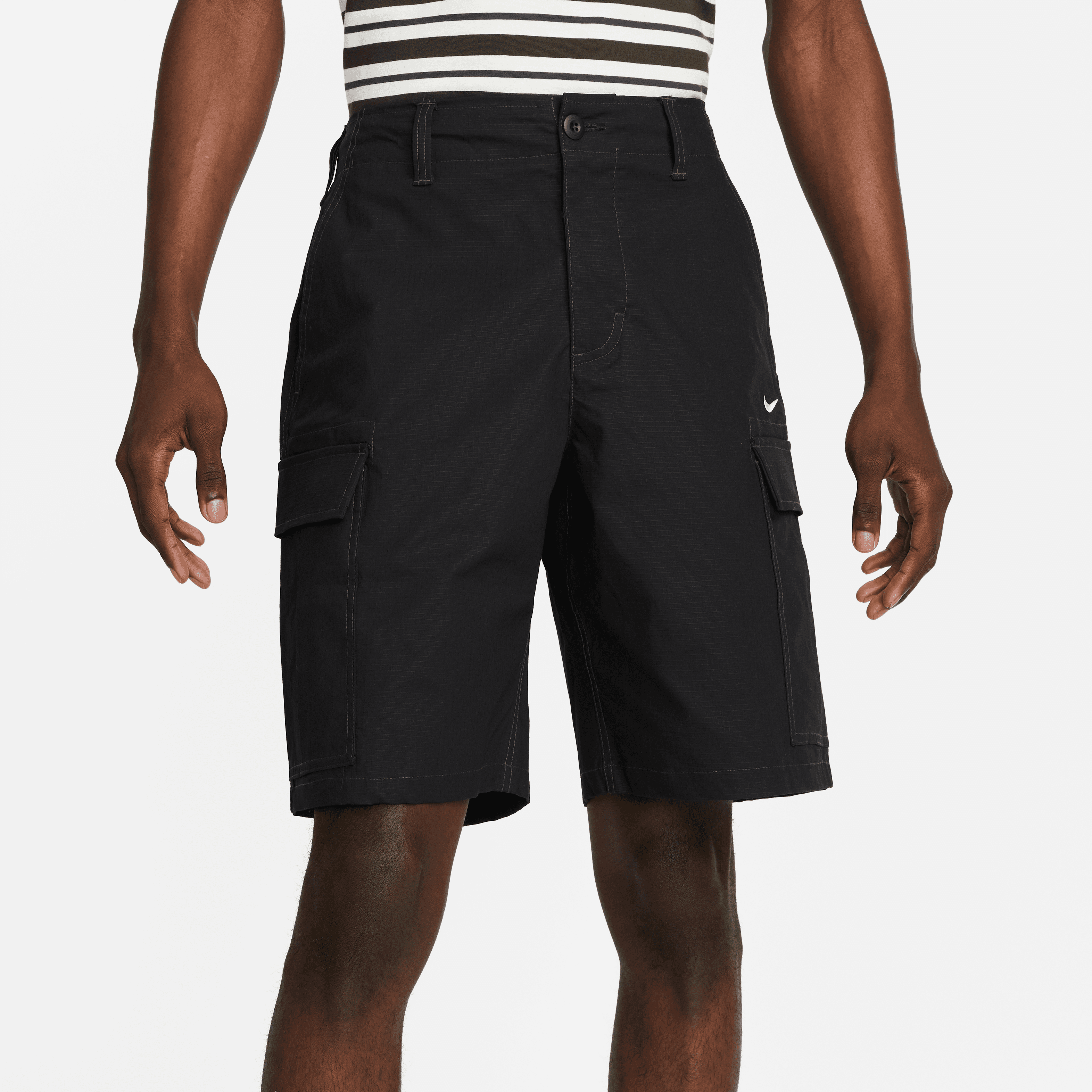 Nike SB Cargo Shorts Black Double R Kicks