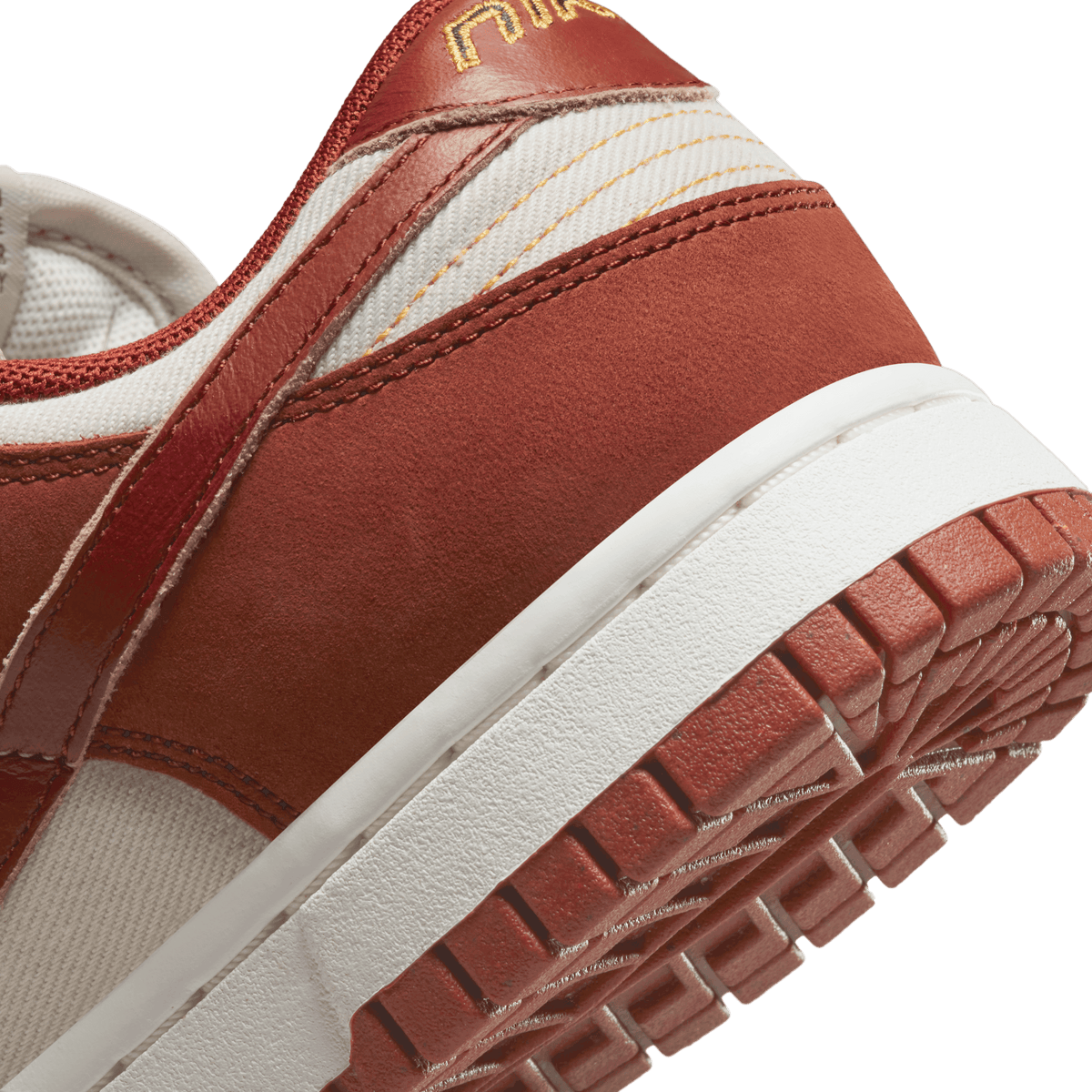 Nike Women's Dunk Low LX NBHD Lt Orewood Brown