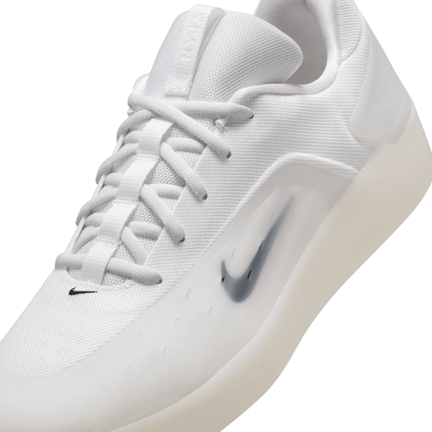 Nike SB Zoom Nyjah 4 White Black