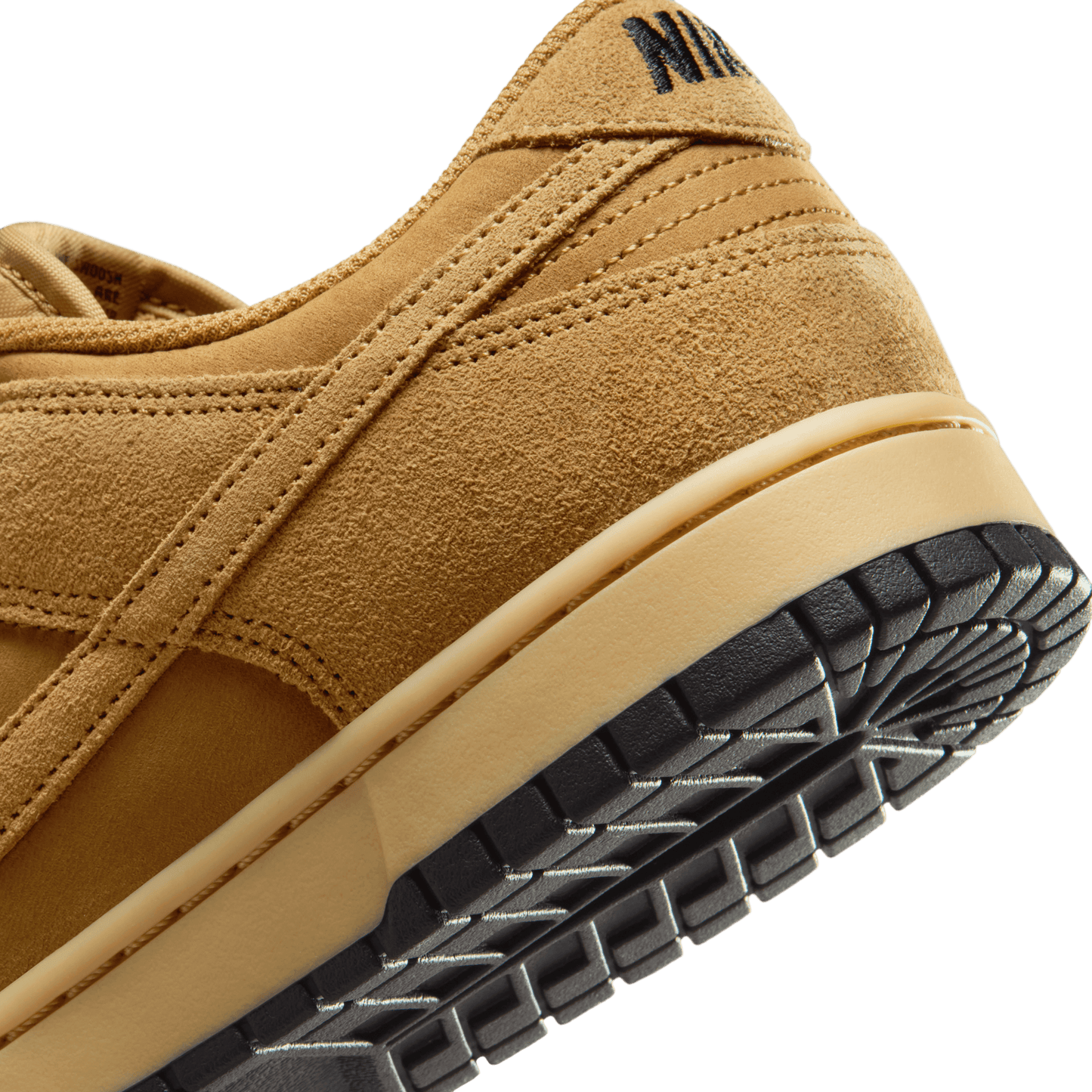 Nike Dunk Low Retro SE Wheat