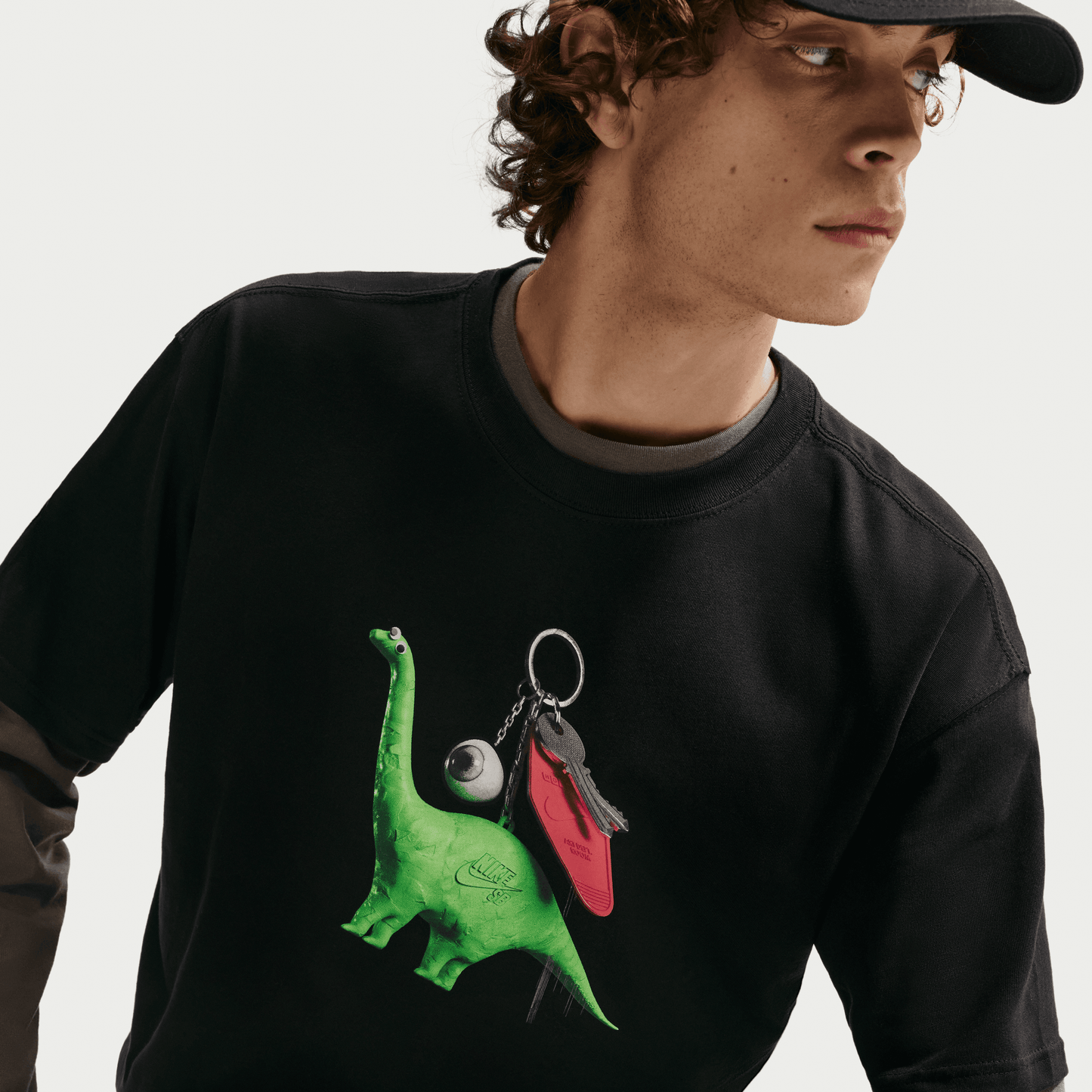 Nike SB Dino Keychain T-Shirt Black
