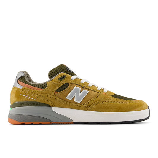 NB Numeric 933 Andrew Reynolds Camel Brown