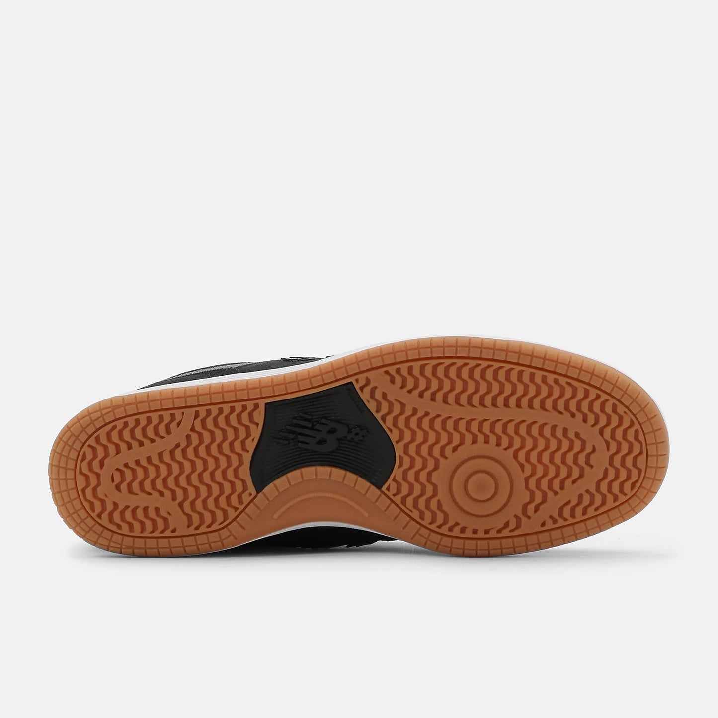 NB Numeric 480 Black White Gum
