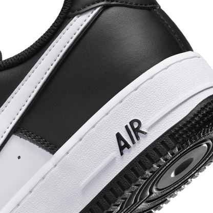 Nike Air Force 1 '07 Black White