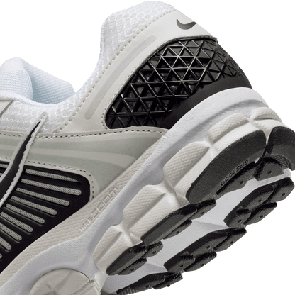 Nike Zoom Vomero 5 White Black