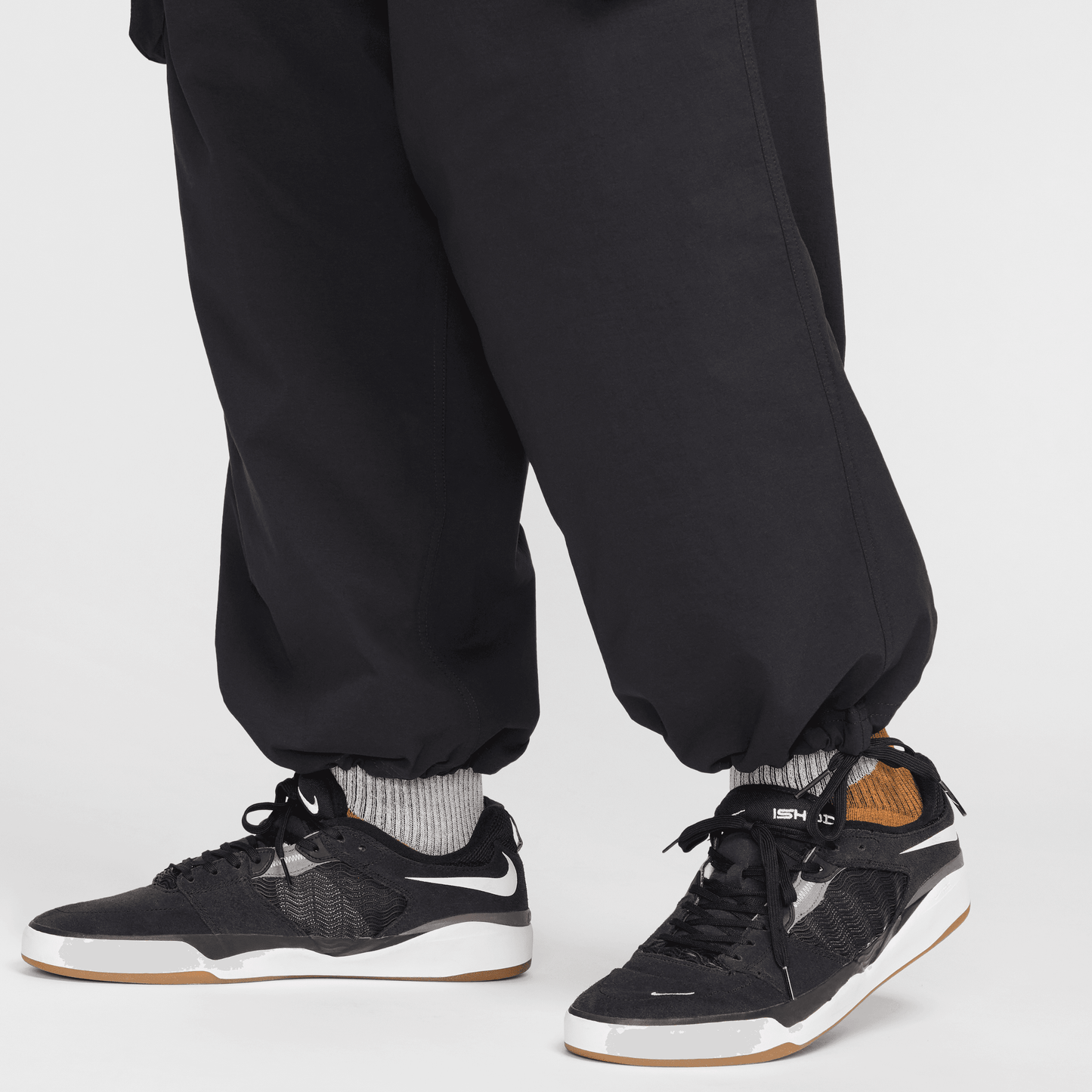 Nike SB Kearny Cargo Pants Black