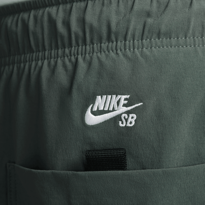 Nike SB Kearny Cargo Pants Vintage Green