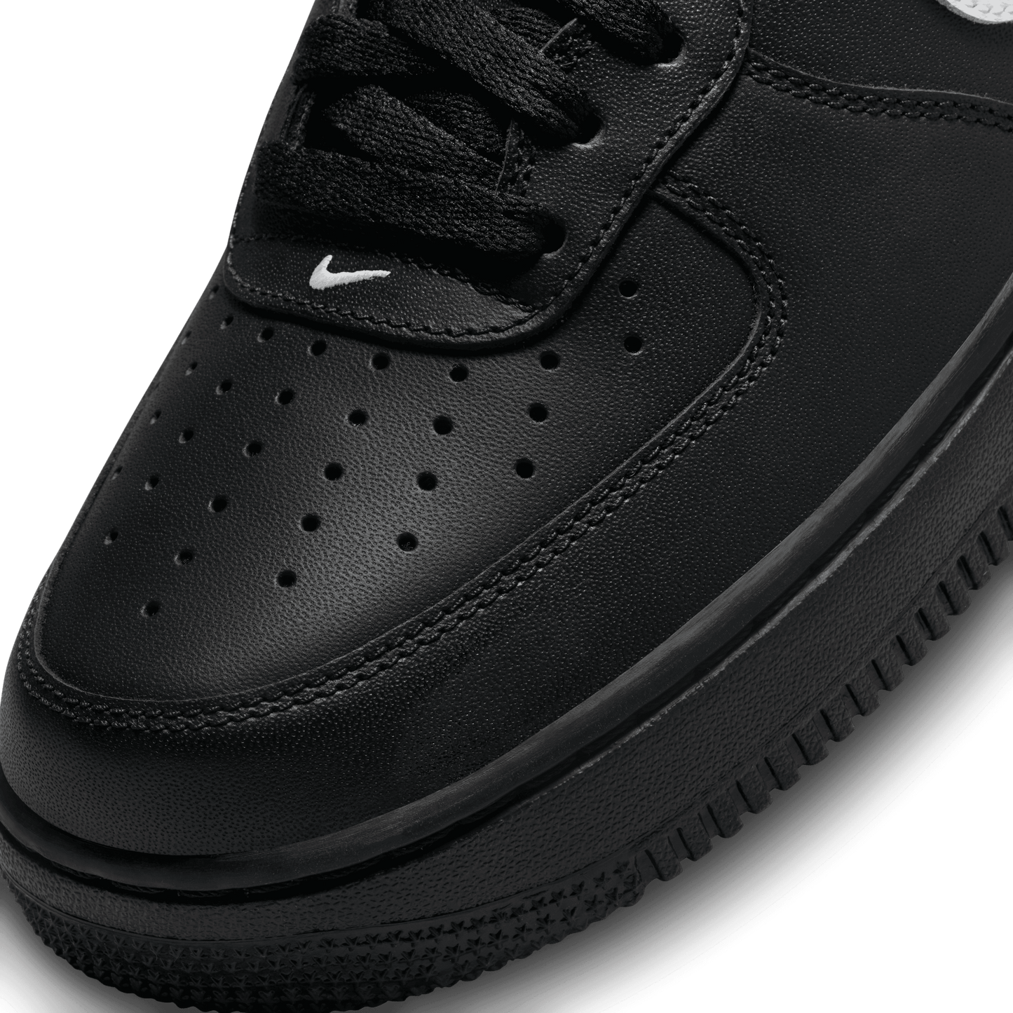 Nike Air Force 1 '07 Black White