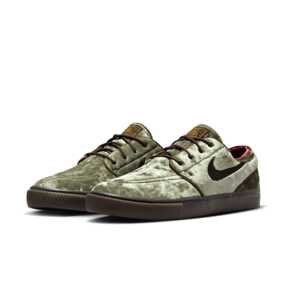 Nike SB Zoom Janoski OG+ SE Velvet