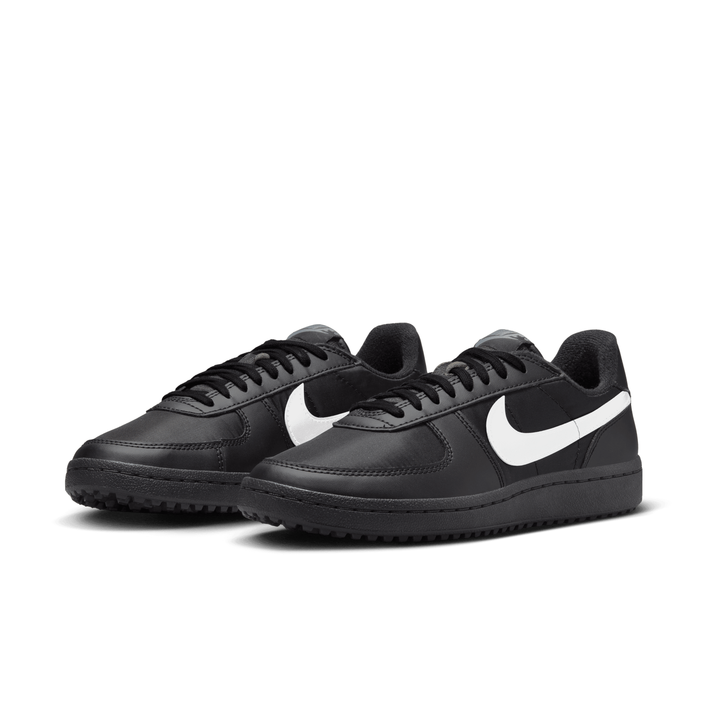 Nike Women's Field General Black Mettallic Silver