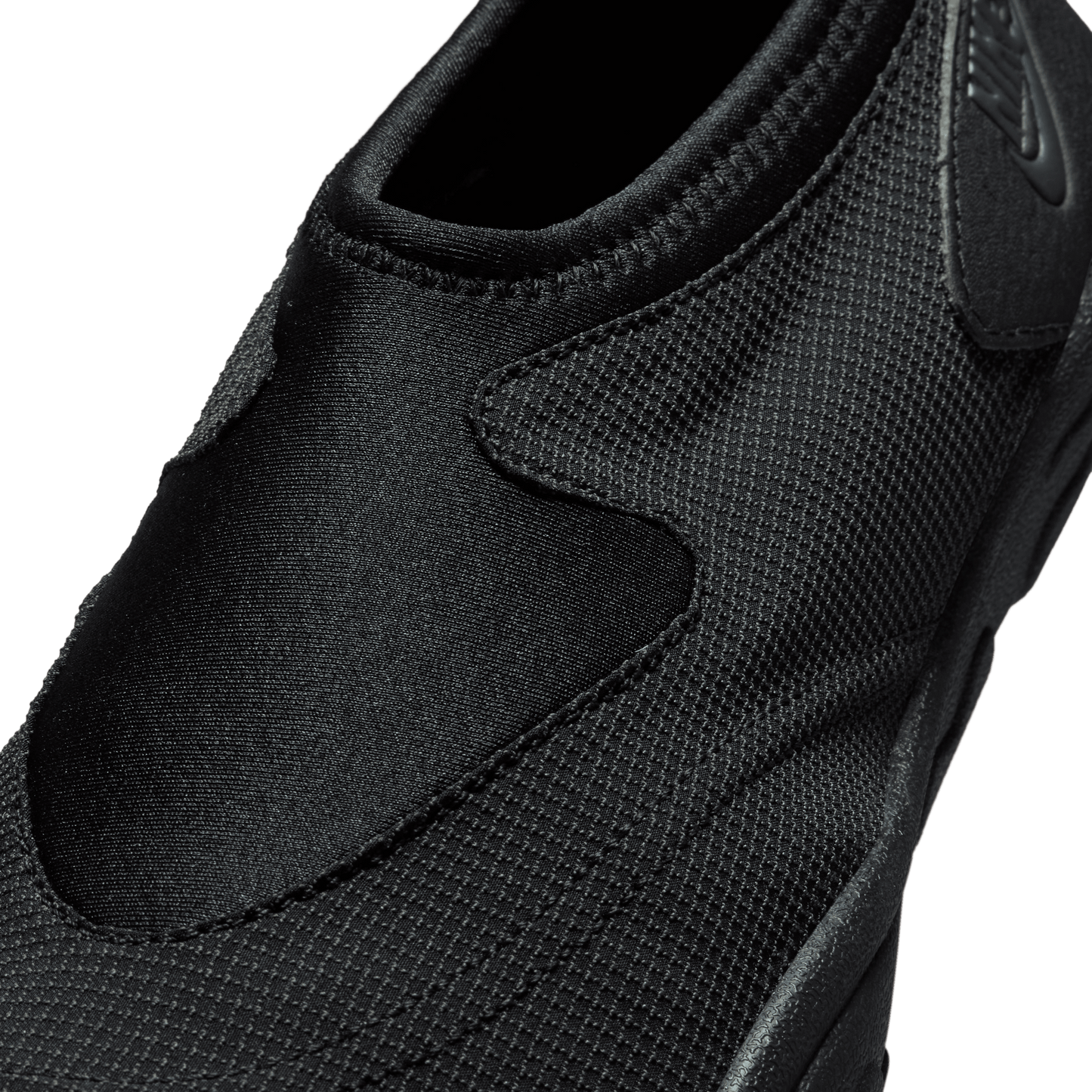 Nike Aqua Turf Black