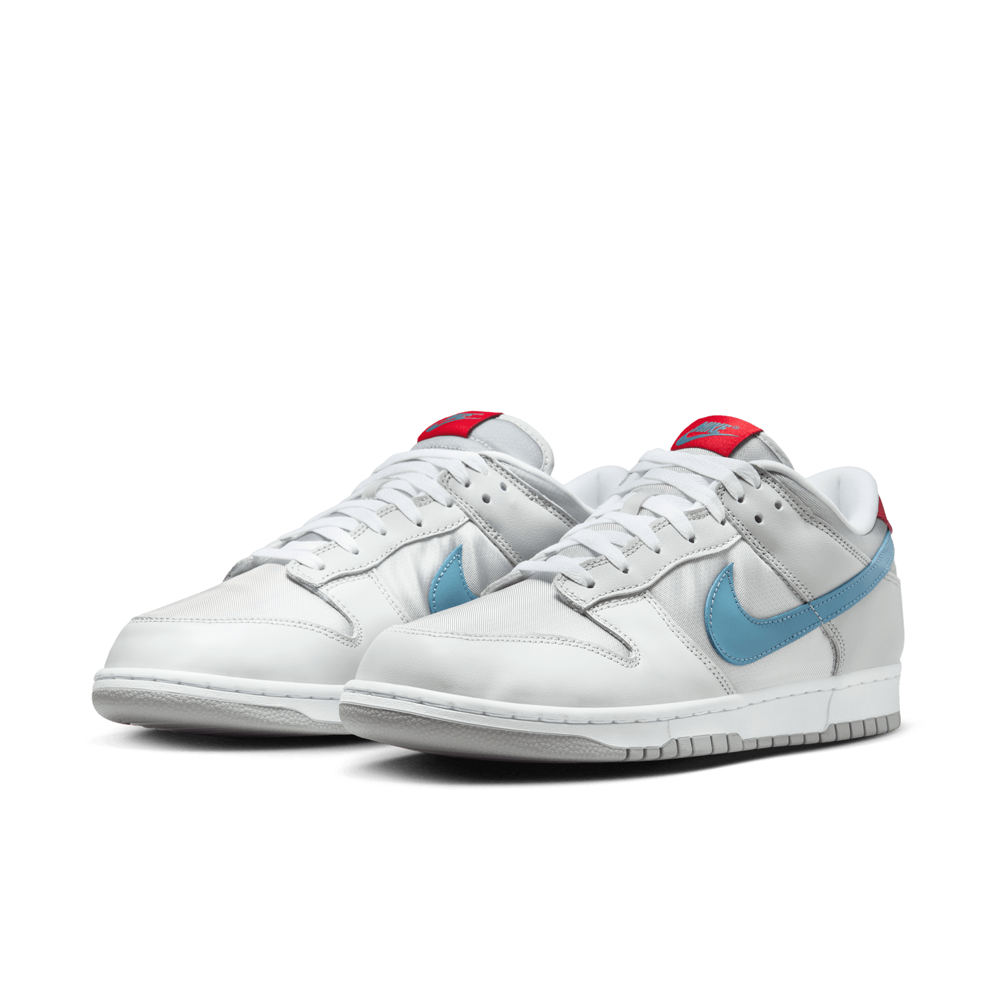 Nike Dunk Low QS Silver Surfer