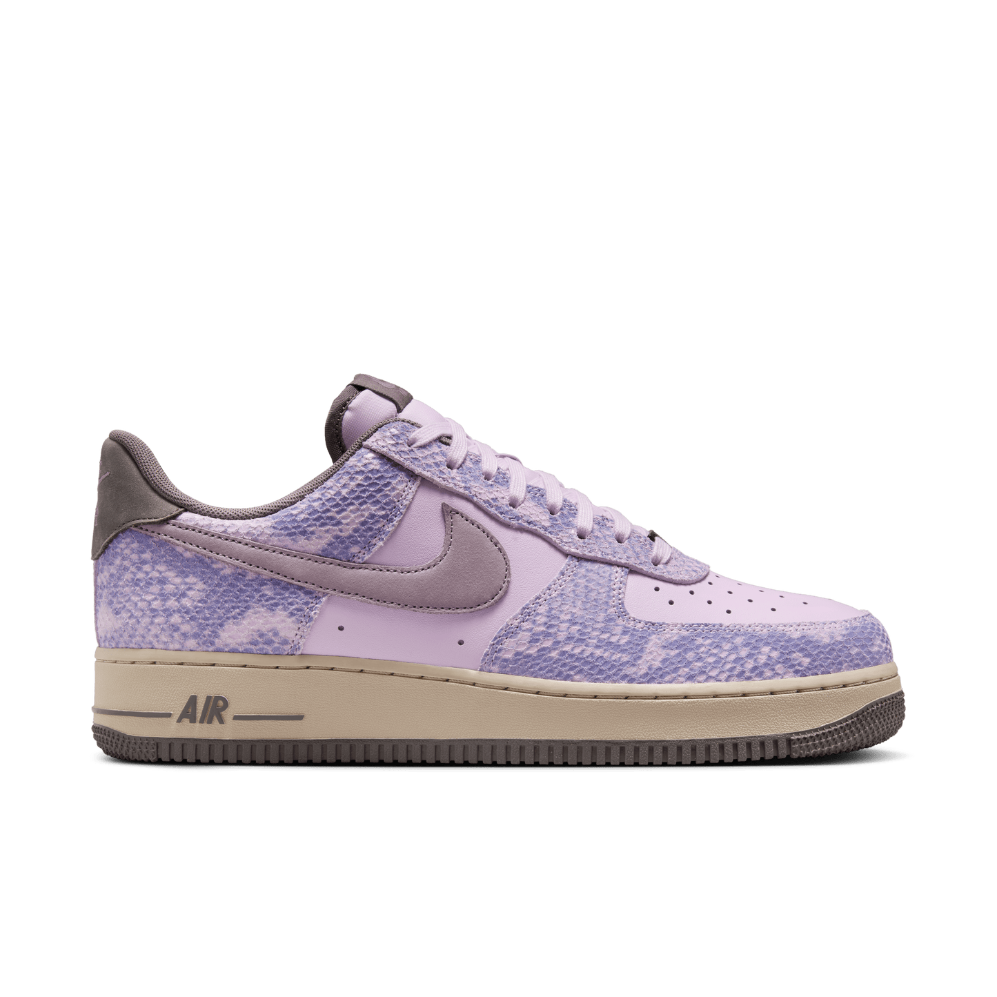 Nike Air Force 1 '07 LV8 Doll Purple Cave