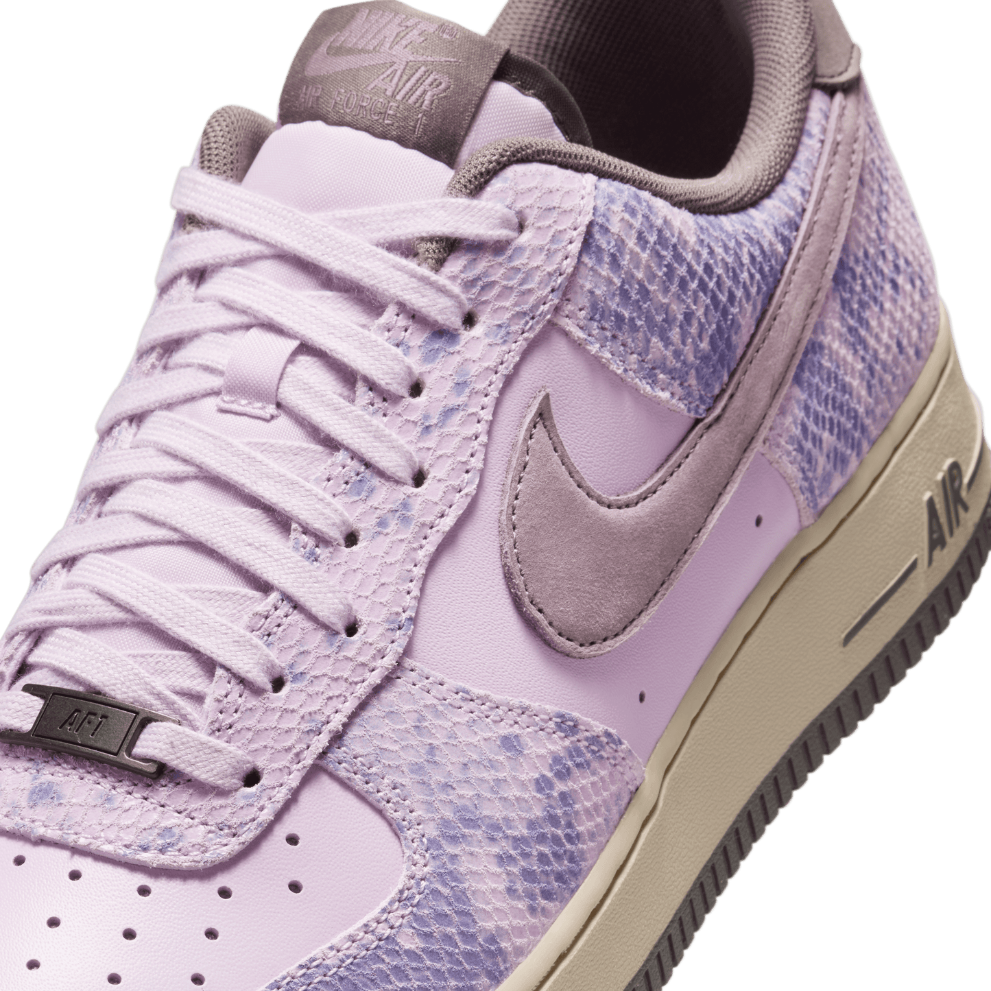 Nike Air Force 1 '07 LV8 Doll Purple Cave