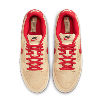 Nike Dunk Low Retro SE Strawberry Waffle 2.0