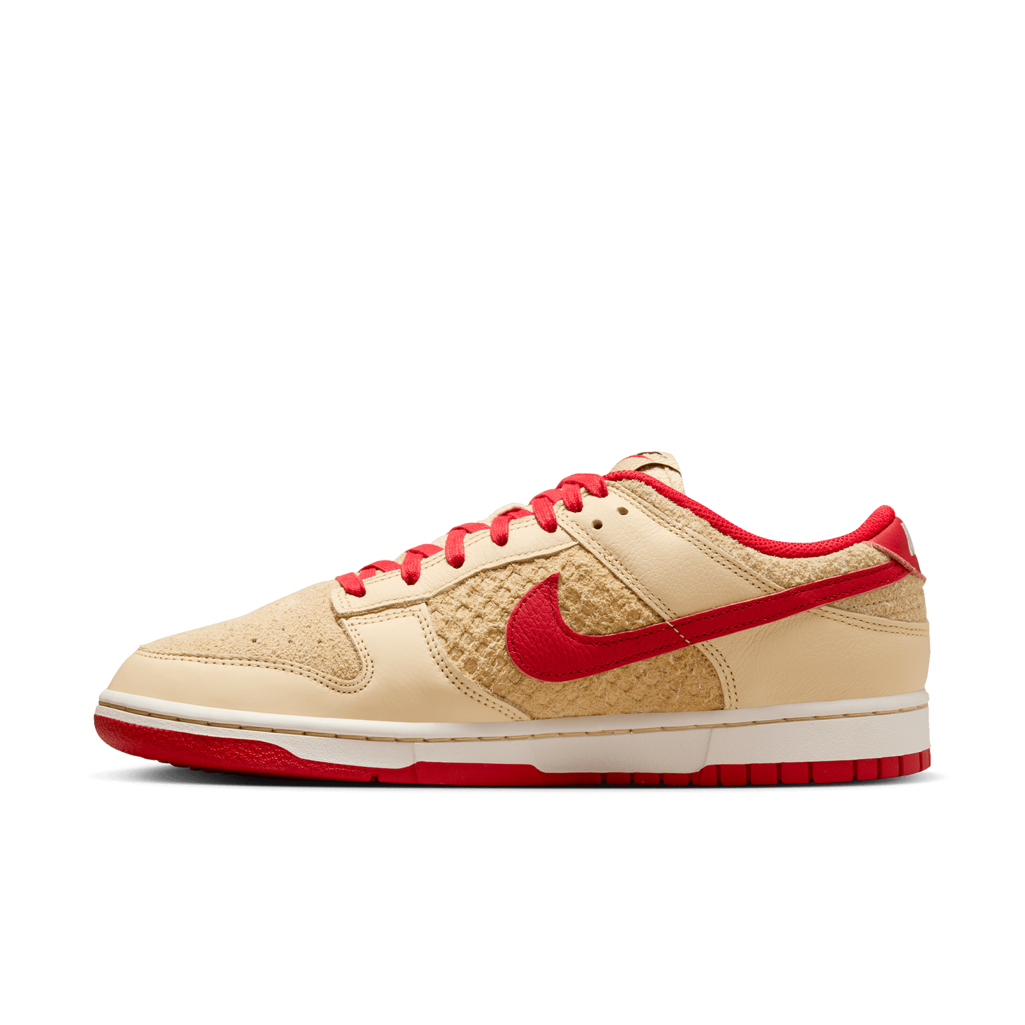 Nike Dunk Low Retro SE Strawberry Waffle 2.0