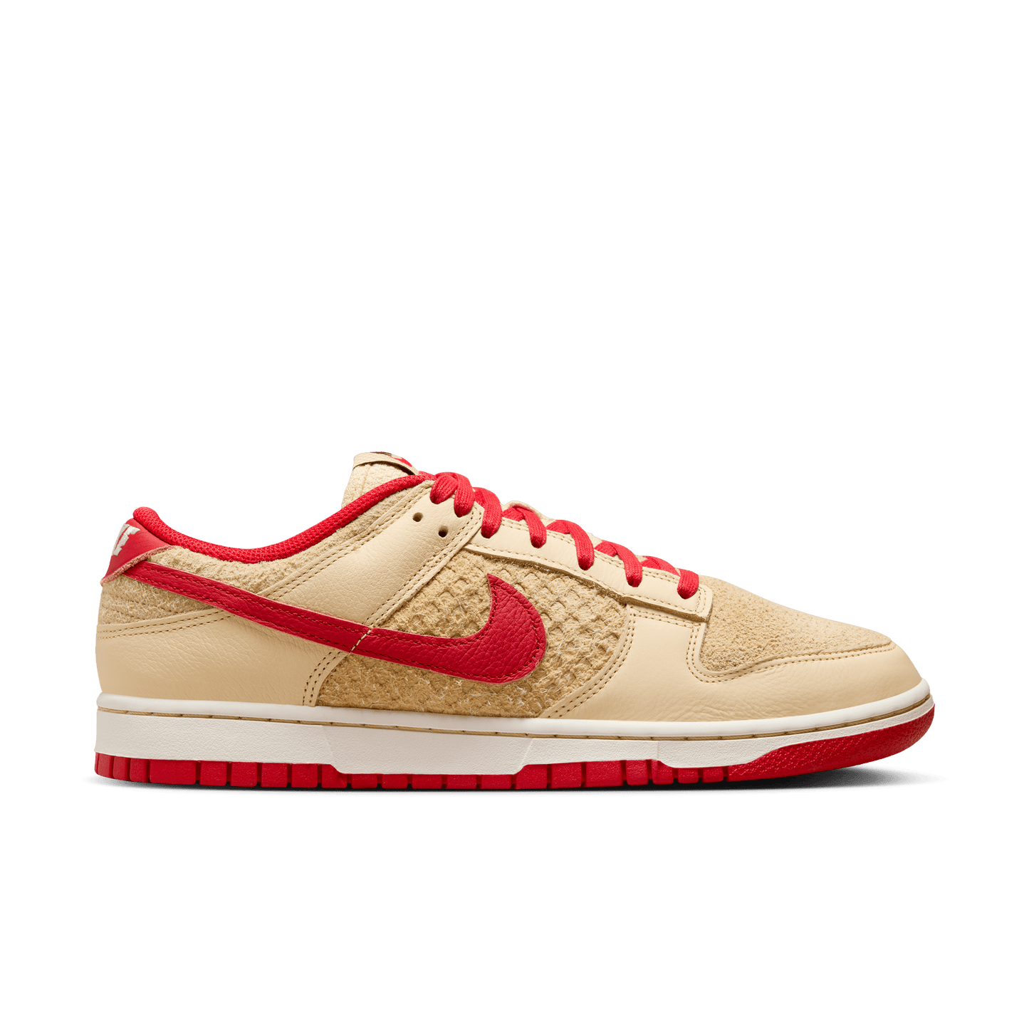 Nike Dunk Low Retro SE Strawberry Waffle 2.0