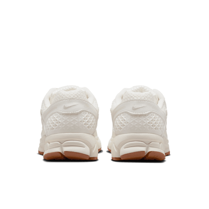 Nike Women's Zoom Vomero 5 Sail Flax