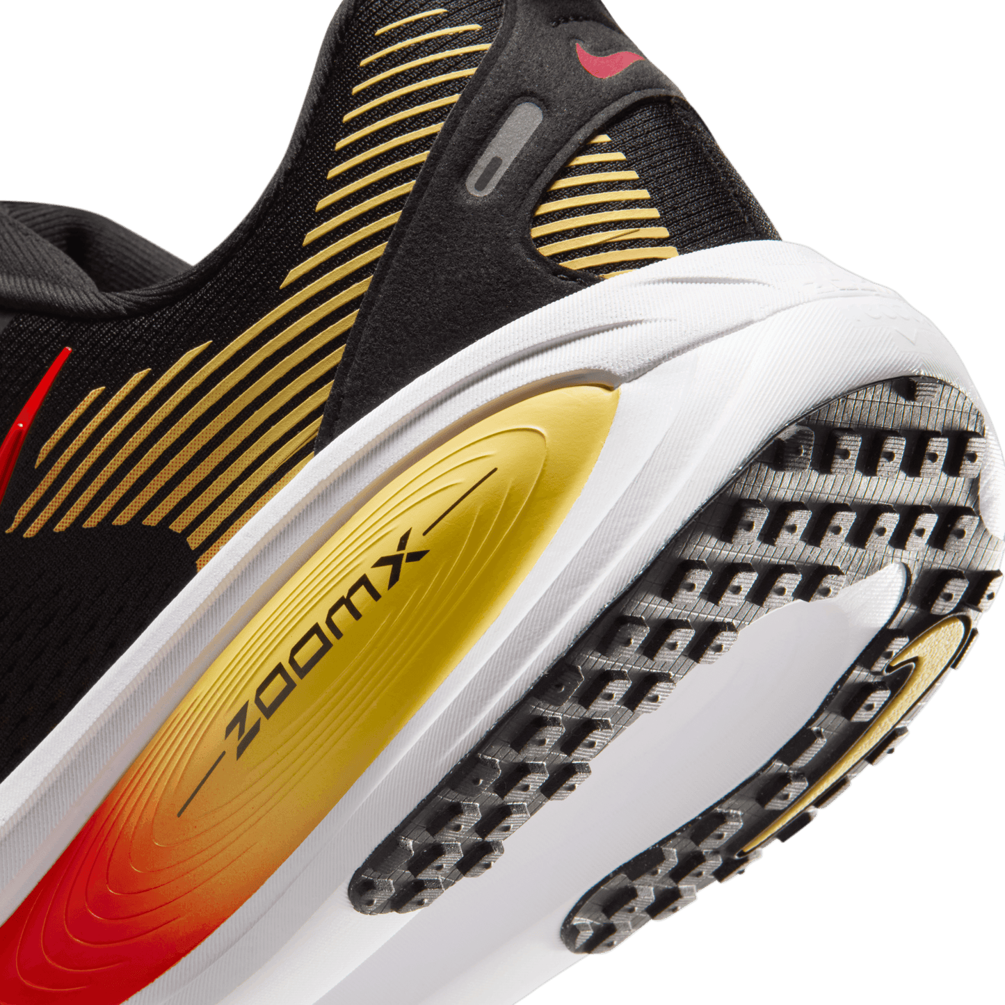 Nike Vomero 18 Black Bright Crimson