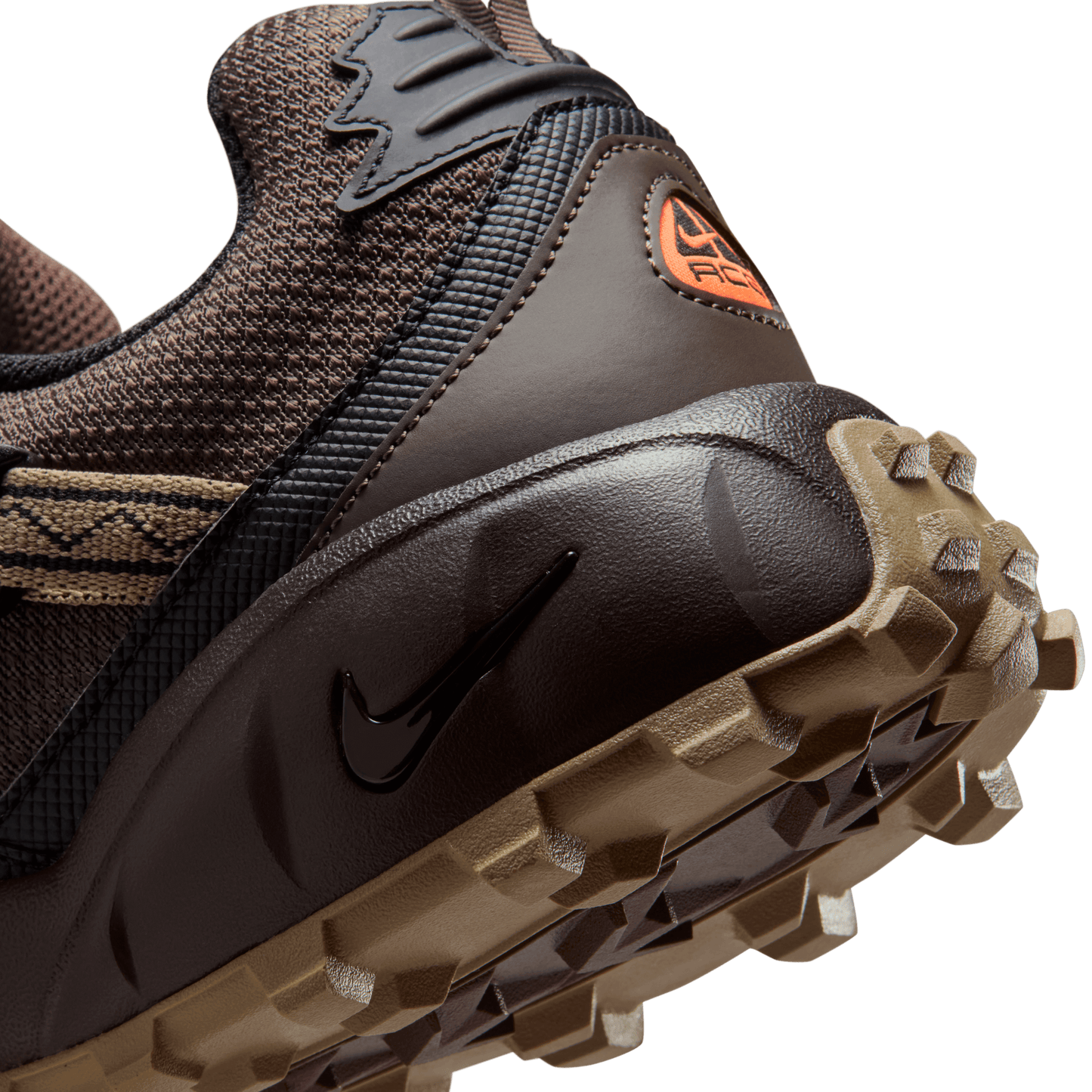 Nike ACG Phassad Baroque Brown