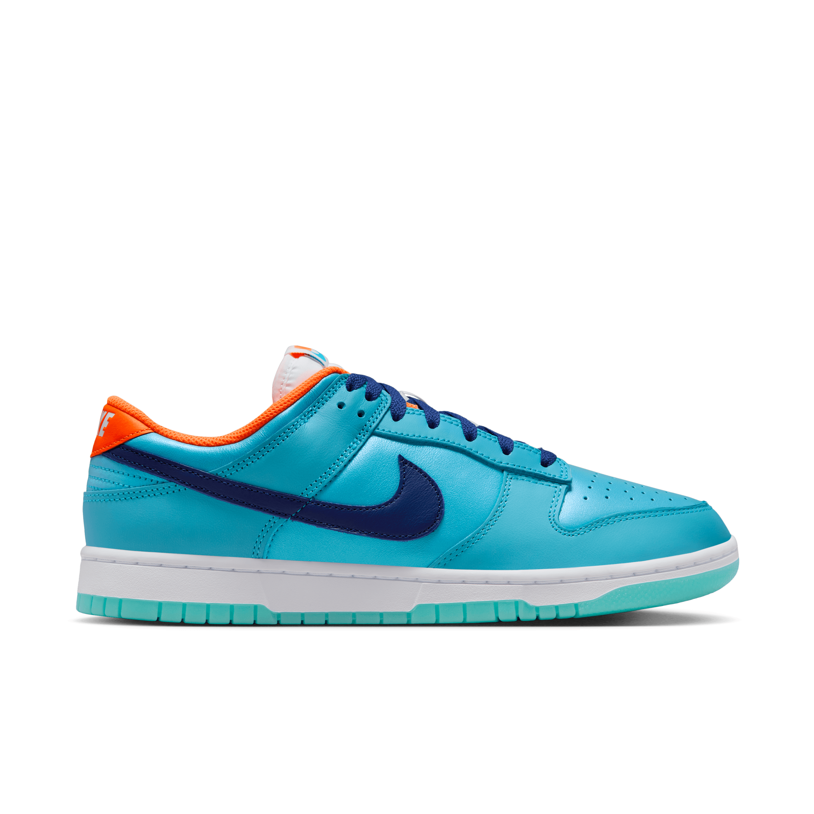 Nike – Double R Kicks