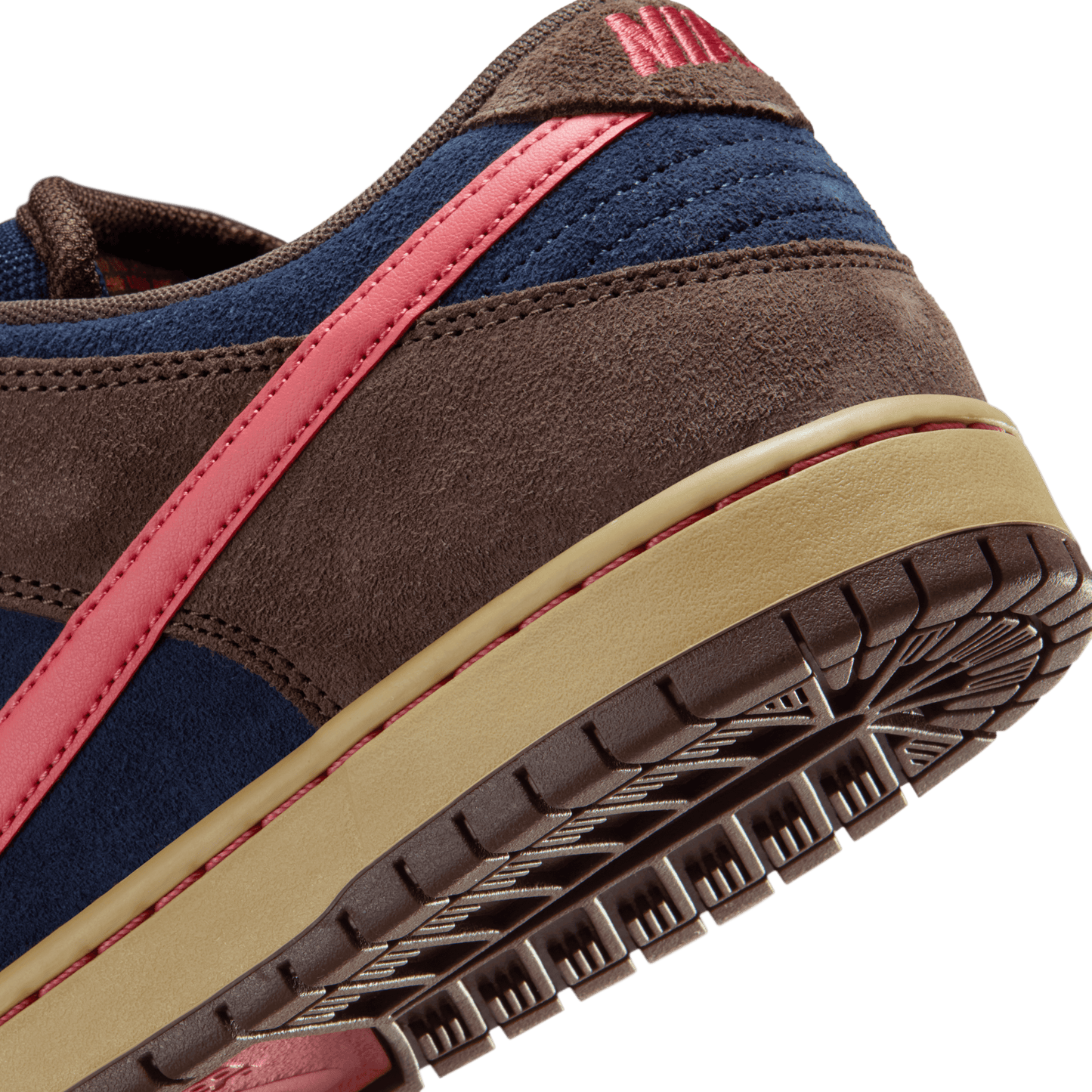 Nike SB Dunk Low Pro Baroque Brown Adobe