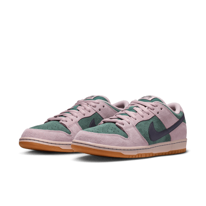 Nike SB Dunk Low Pro Mineral Raisin Rose