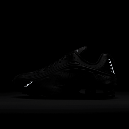 Nike Shox R4 Black Black
