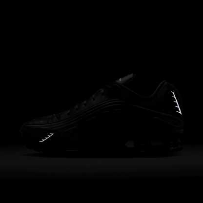 Nike Shox R4 Black Black