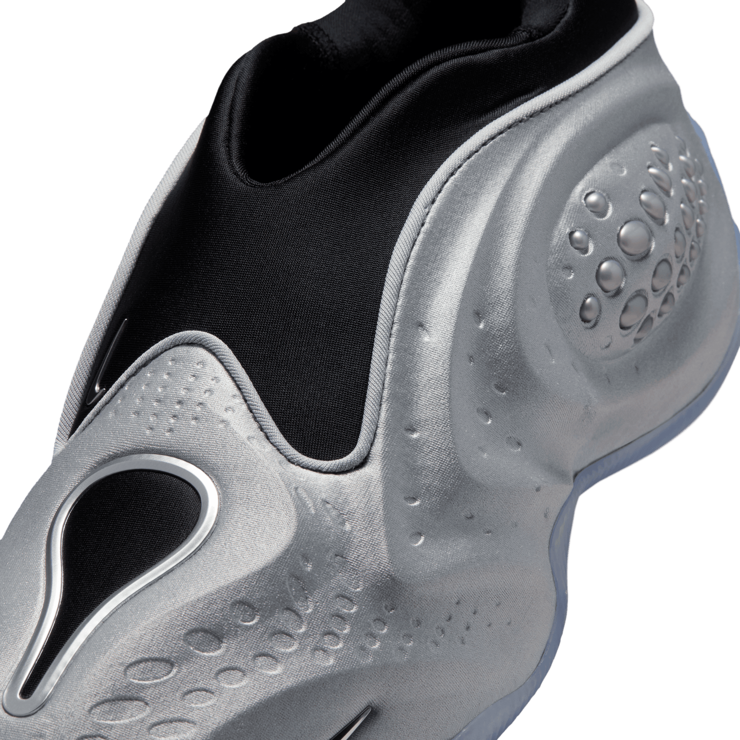 Nike Women's First Sight Shadow Silver