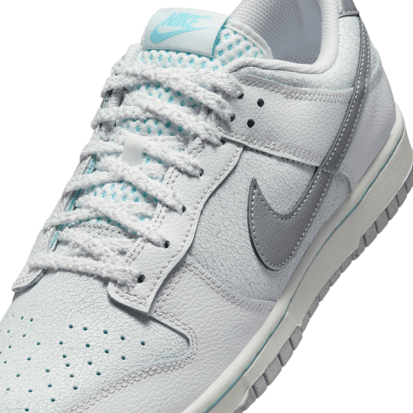 Nike Dunk Low Retro SE White Metallic Silver