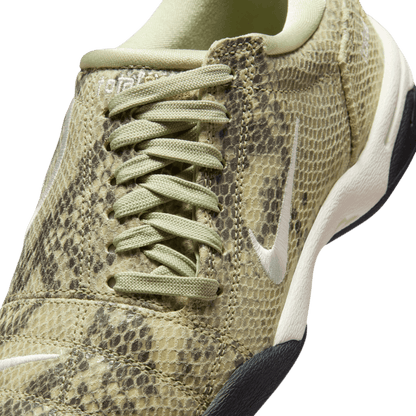 Nike Total 90 SE Olive Aura