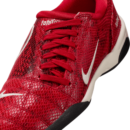 Nike Women's Total 90 SE Fire Red