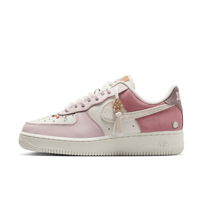 Nike Women's Air Force 1 '07 LX Mushroom