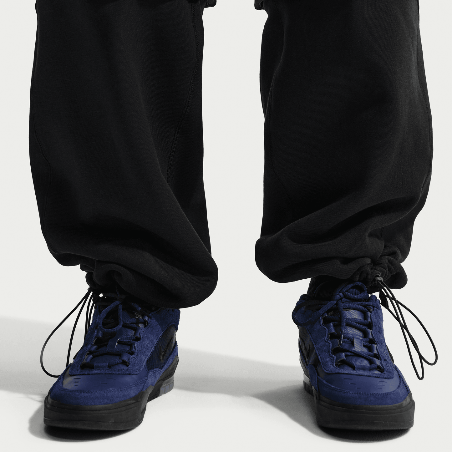 Nike SB Ishod Cargo Pants Black