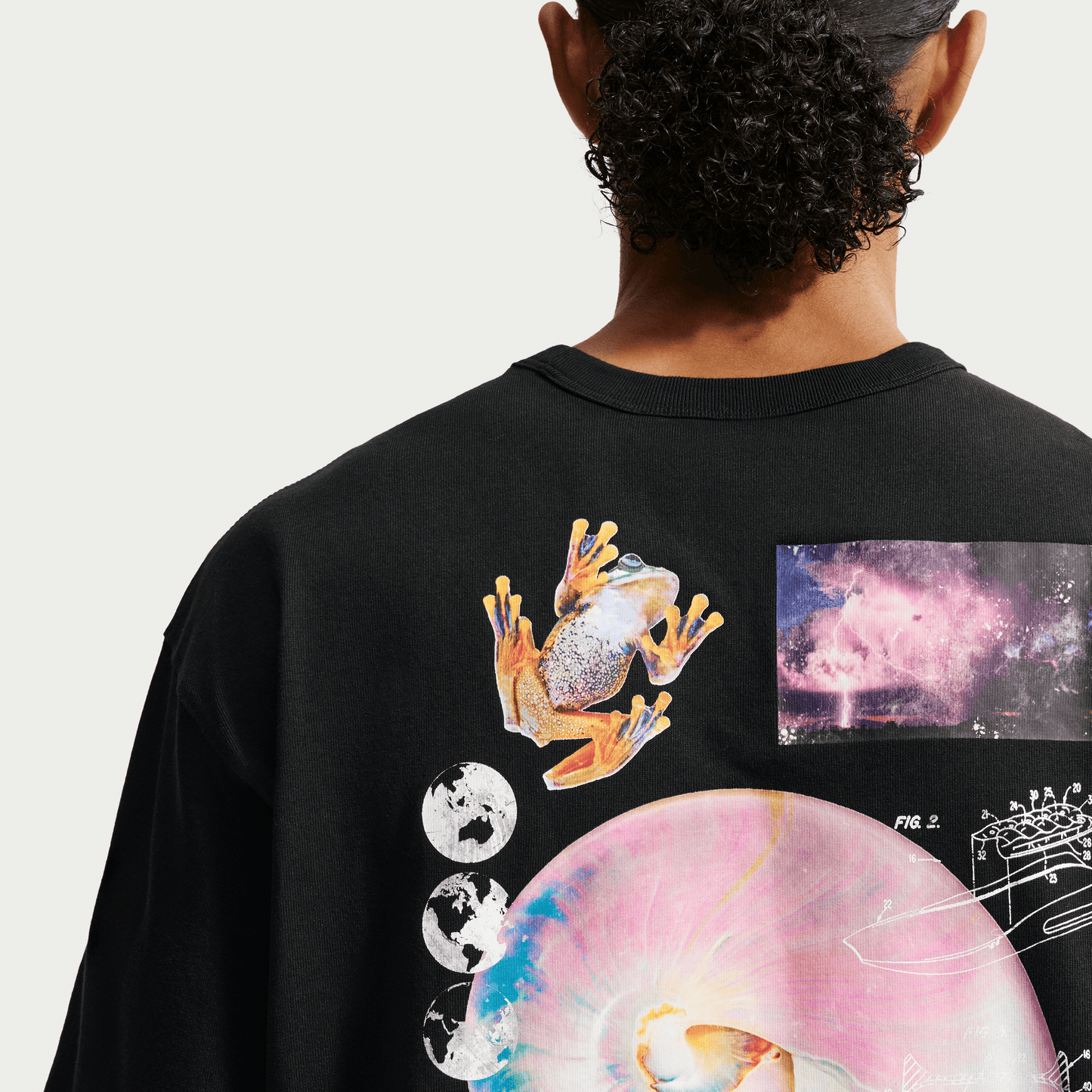 Nike Premium Essentials Earth Day T-Shirt Black