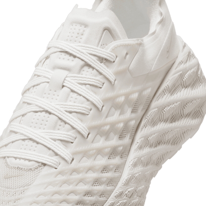 Nike Ava Edge Summit White