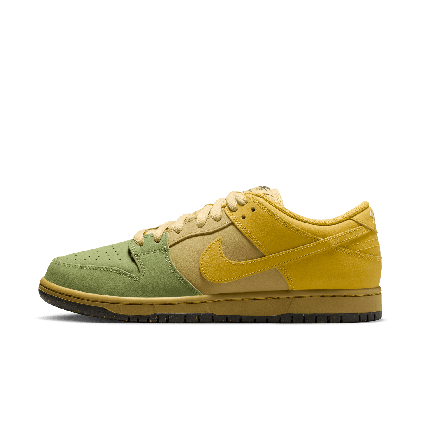 Nike SB Dunk Low Pro Saffron Quartz