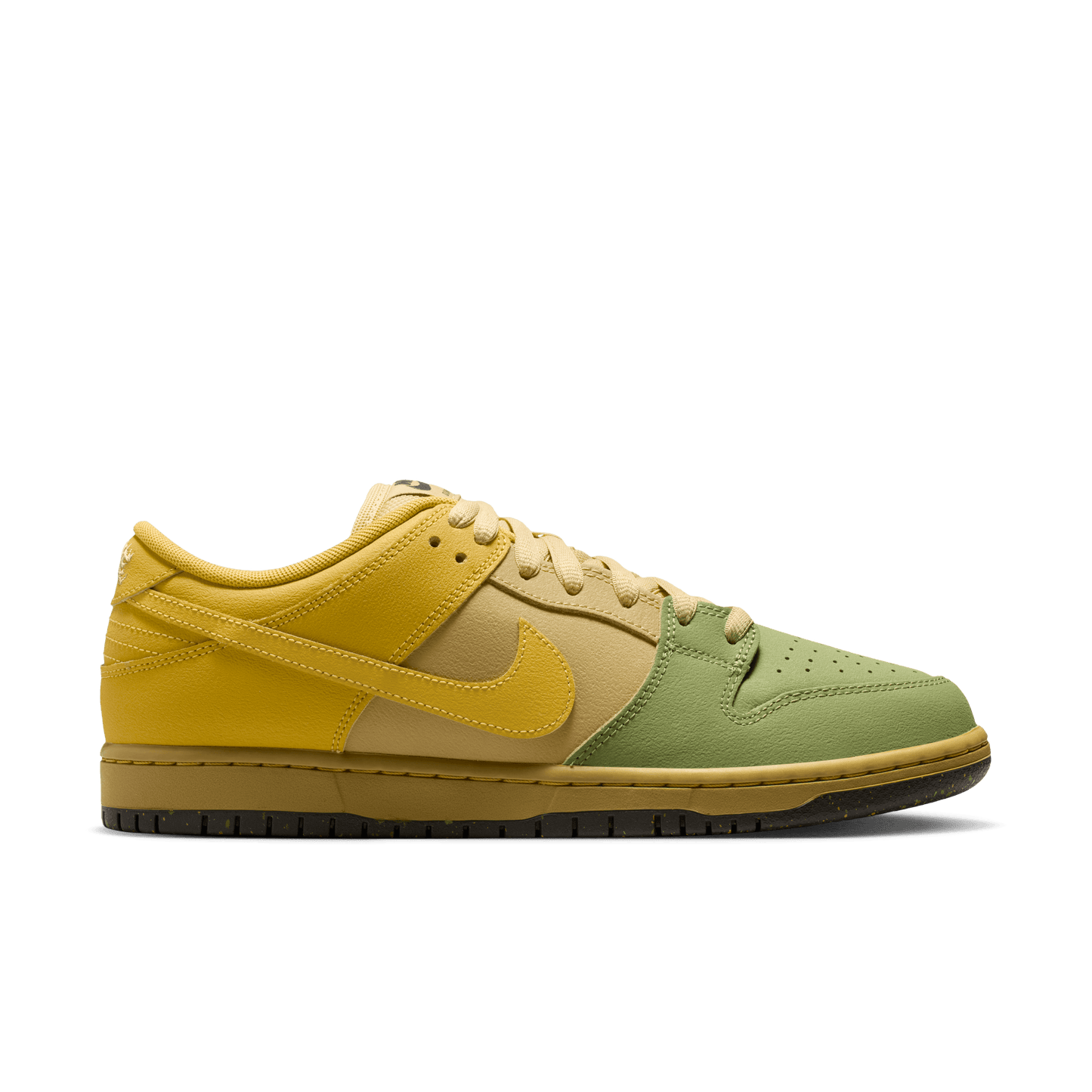 Nike SB Dunk Low Pro Saffron Quartz