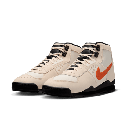 Nike Baltoro Boot Chalk Safety Orange