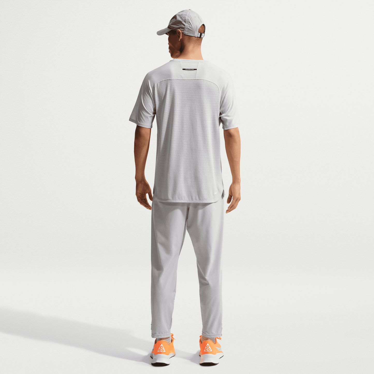 Nike ACG "Solar Chase" Trail Running Top Grey Fog