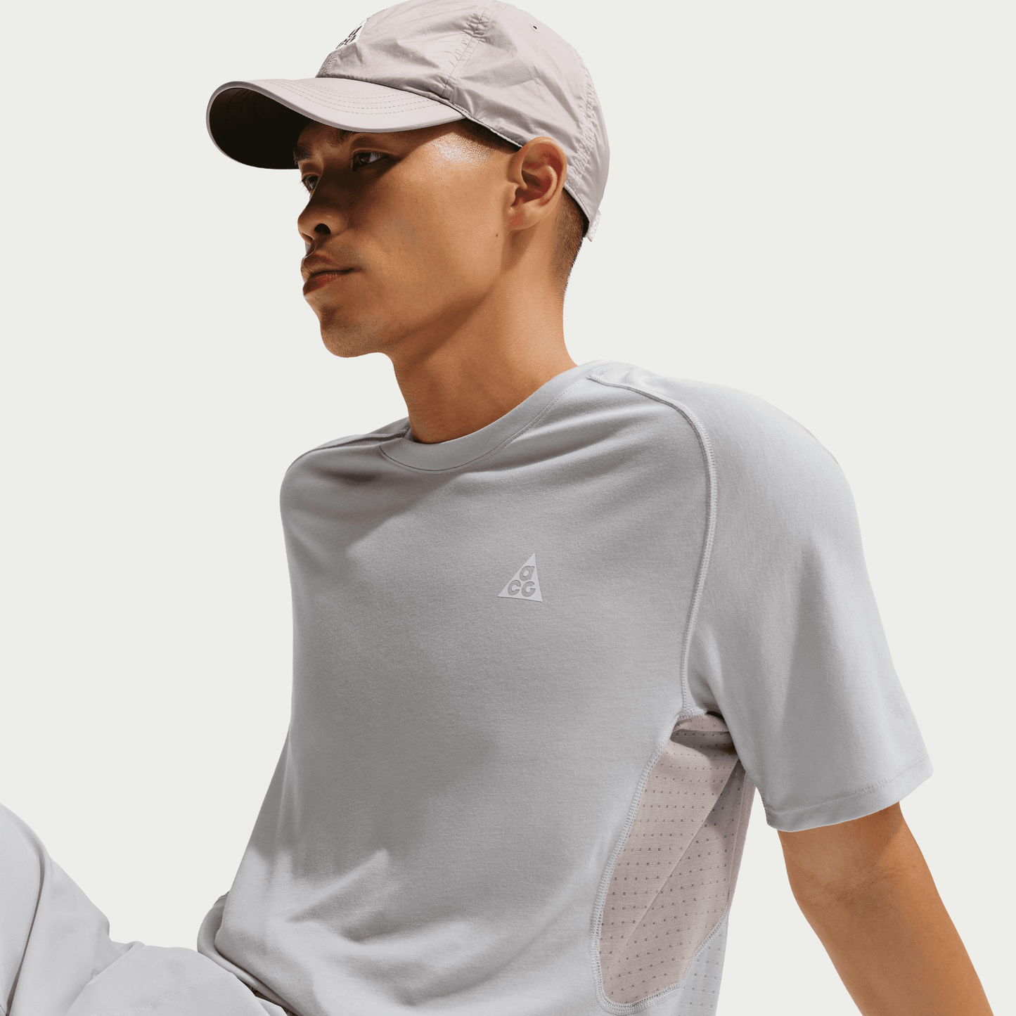 Nike ACG "Solar Chase" Trail Running Top Grey Fog