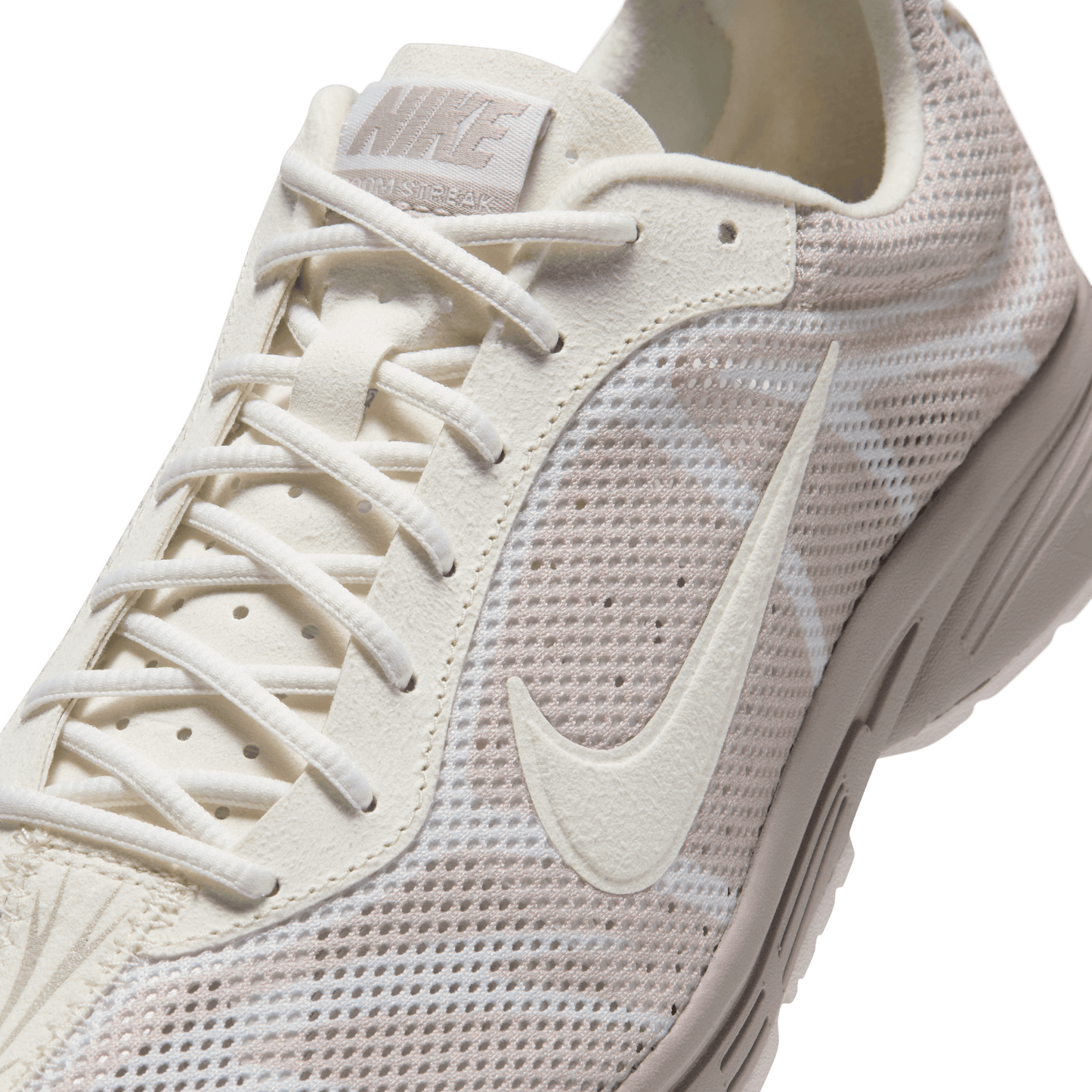 Nike Women's Zoom Streak 3 Cream II