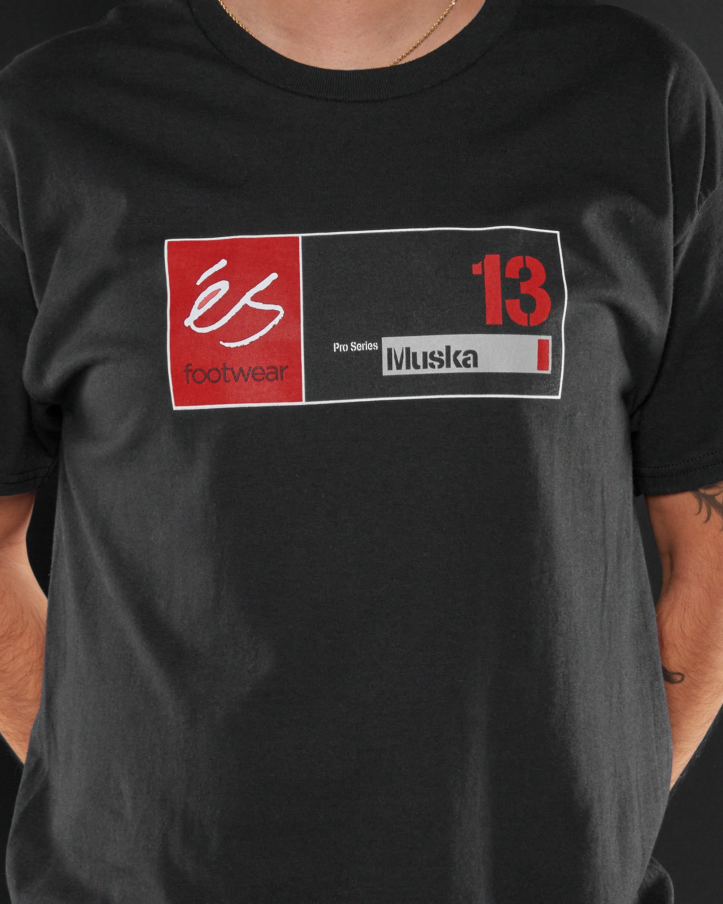 ES Muska 13 T-Shirt Black