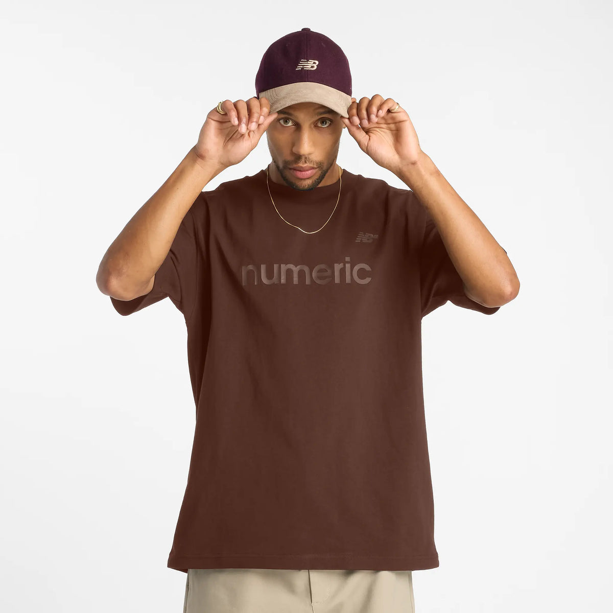 NB Numeric Relaxed Athletic Logo T-Shirt Brown