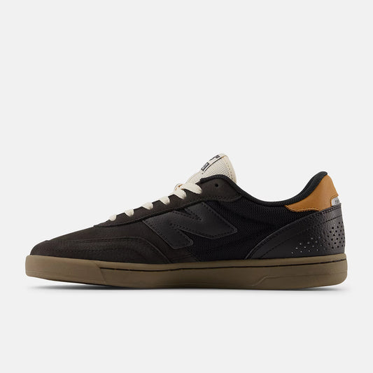 NB Numeric 440 V2 Black Gum