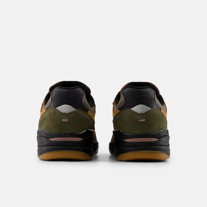 NB Numeric 933 Reynolds x Mike Gigliotti