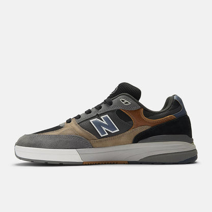 NB Numeric 933 Andrew Reynolds Castlerock Vintage