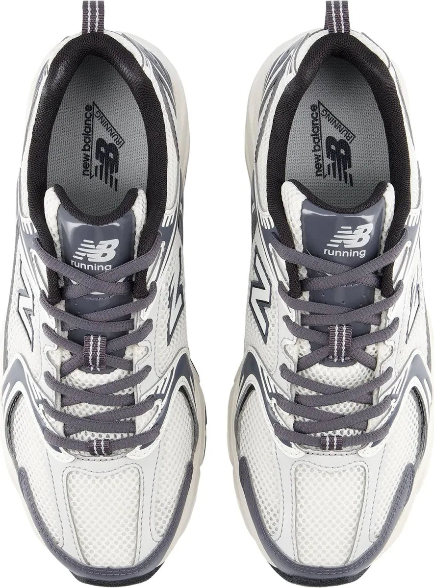 New Balance 530 Sea Salt Magnet