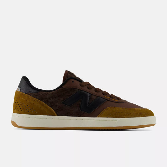 NB Numeric 440v2 Pumpernickel Black